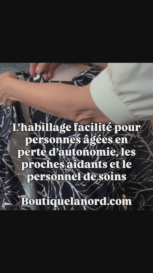 (voir le vidéo)Tous nos produits sont munis de fermetures avec boutons pression au dos